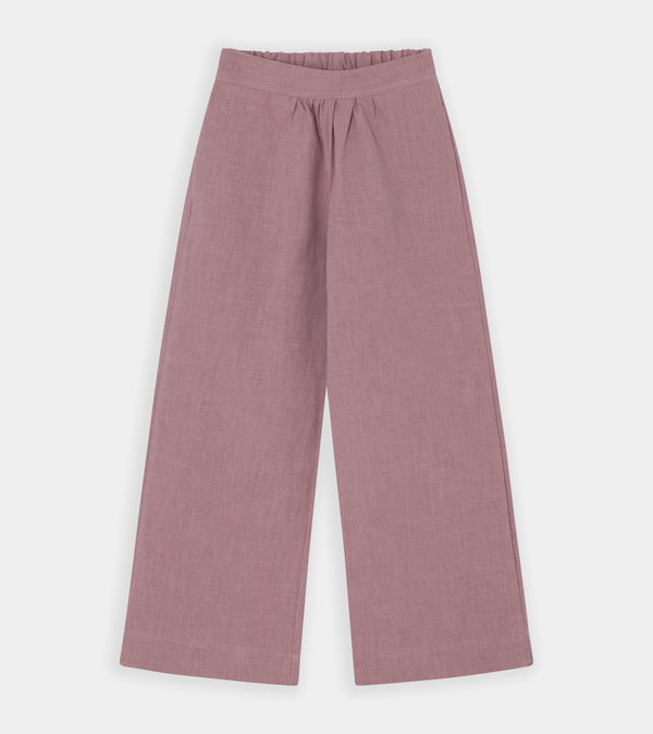 Long pink trousers