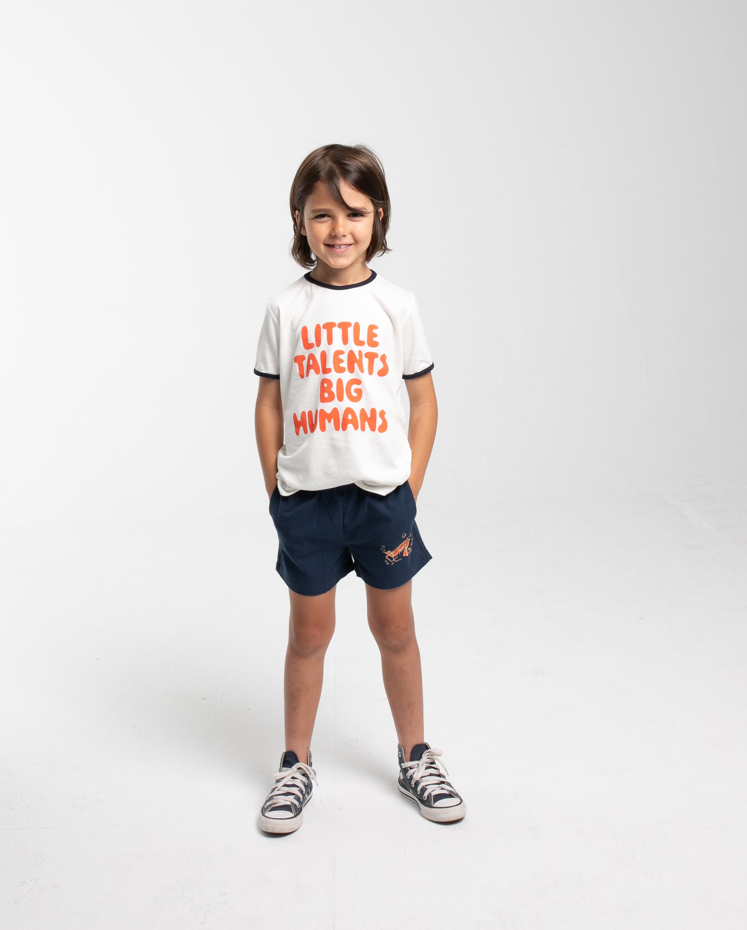 Camiseta Little Talents Big Humans