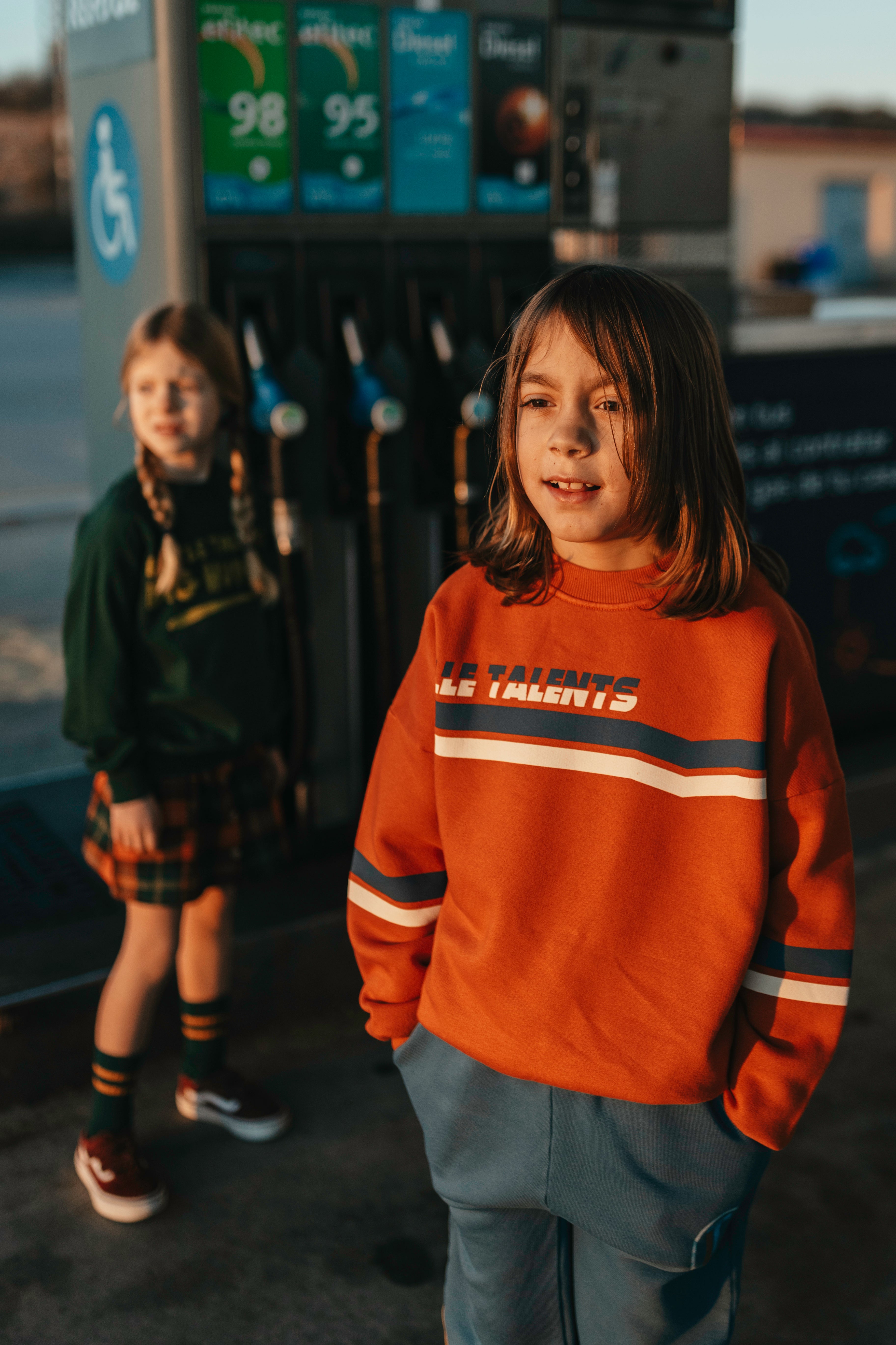 Orange oversized retro sweatshirt